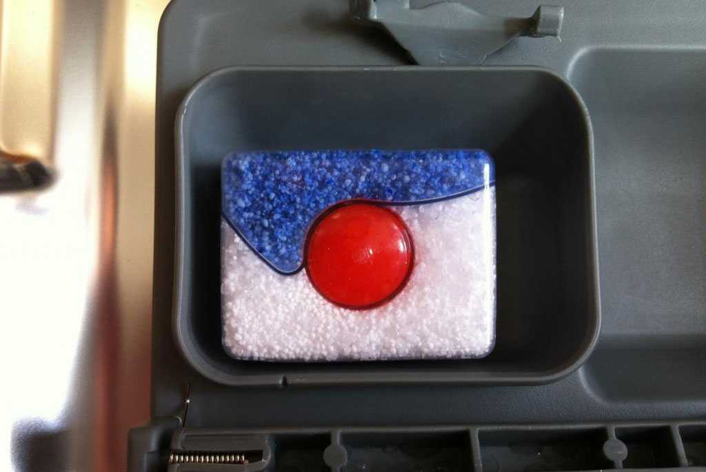 Не растворяется таблетка в посудомоечной машине Candy